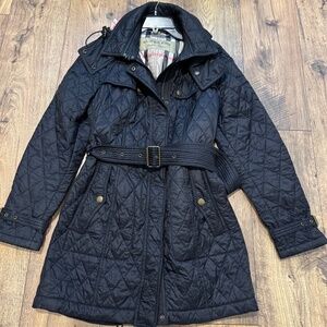 Burberry Black Quilted Hooded Coat with Belt XL (14)